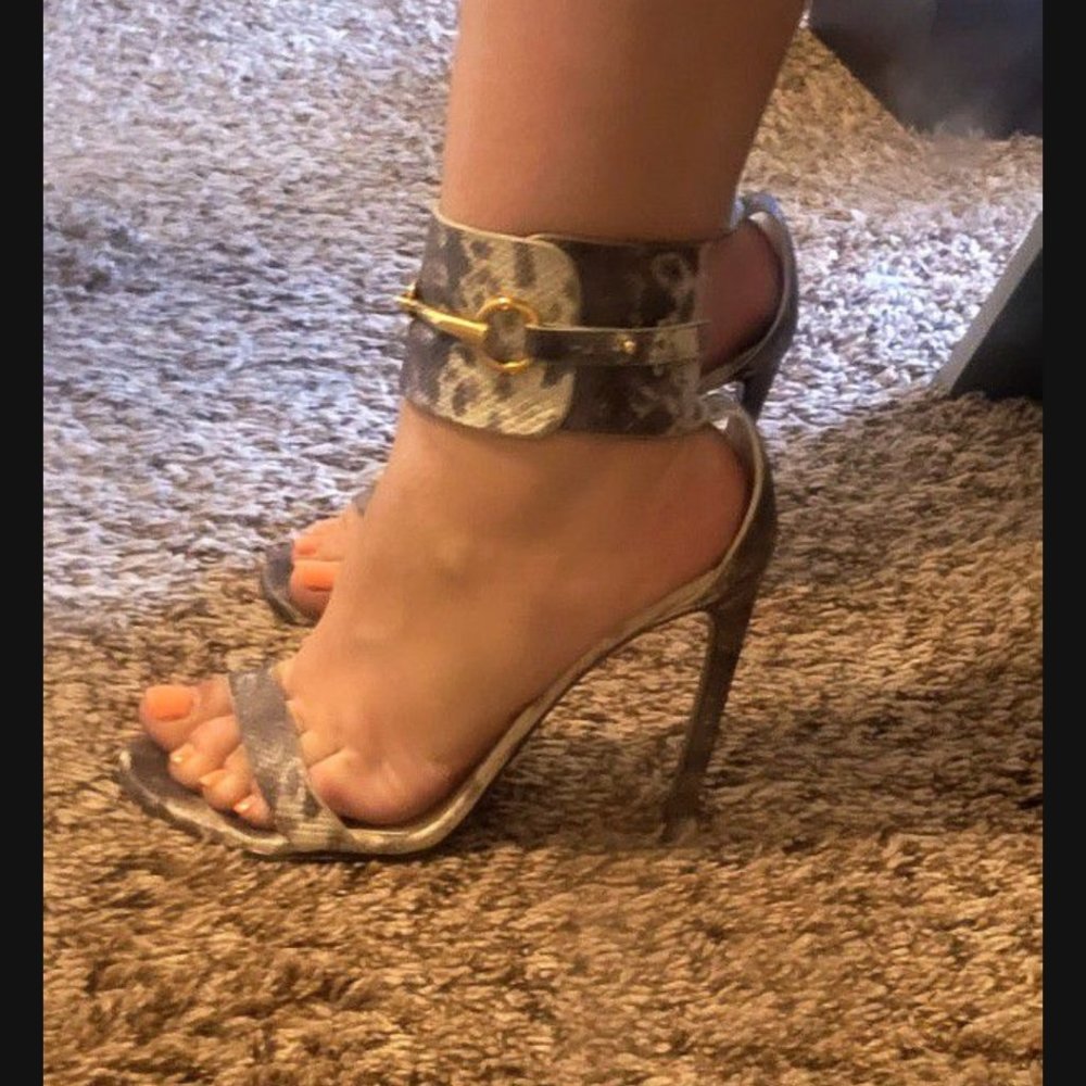 Gucci shoes